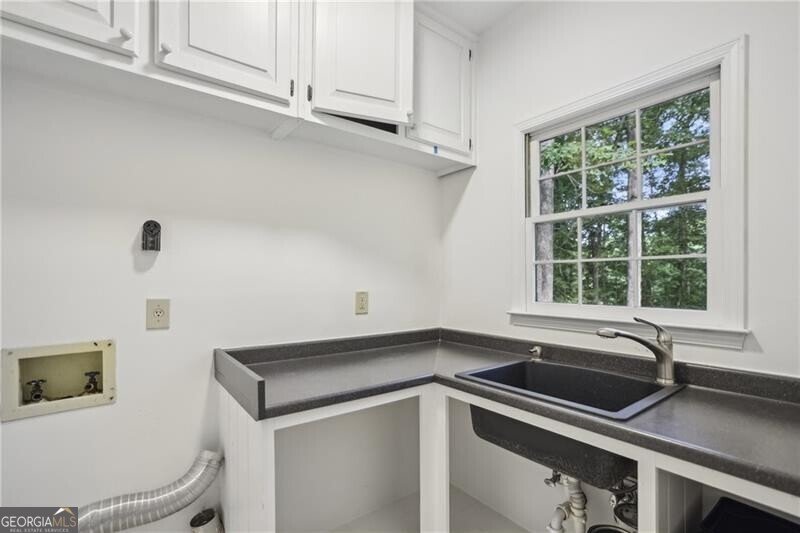 11665 Mountain Laurel Drive Roswell - 17
