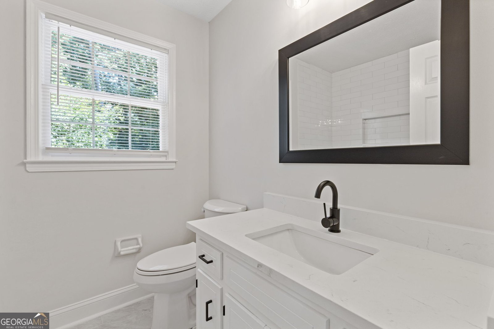 1388 Chesapeake Drive Lilburn - 38