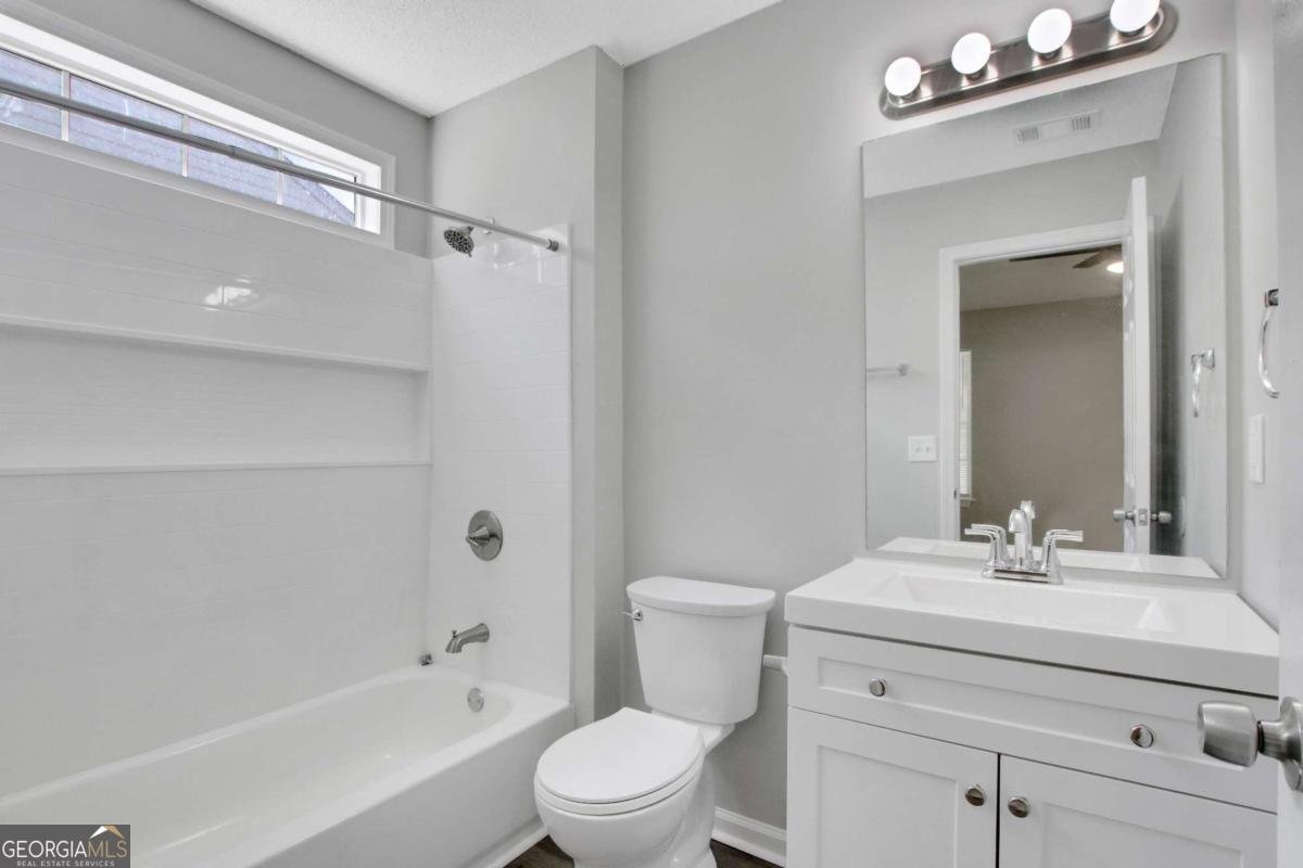 3842 Sunview Drive Acworth - 27