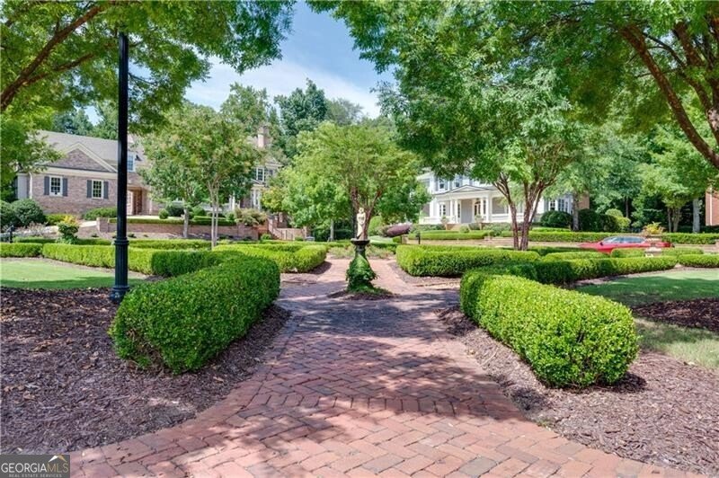 2010 Lancaster Square Roswell - 34