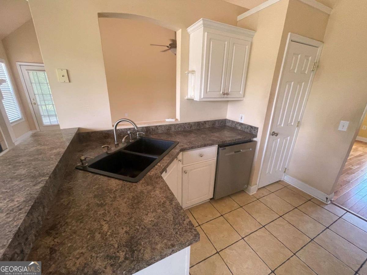 160 Peach Blossom Lane Calhoun - 4