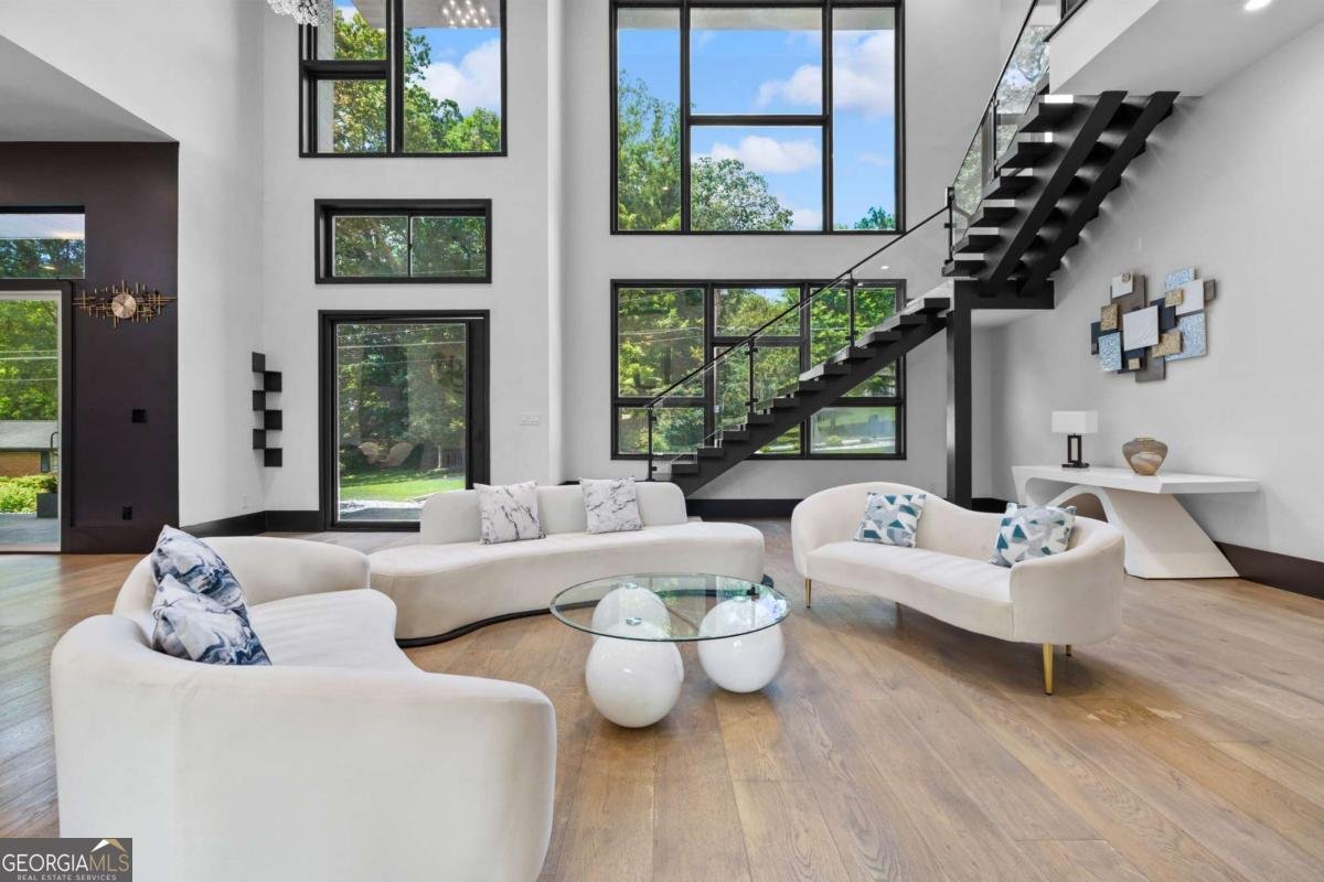 2401 Greenglade Road Atlanta - 10