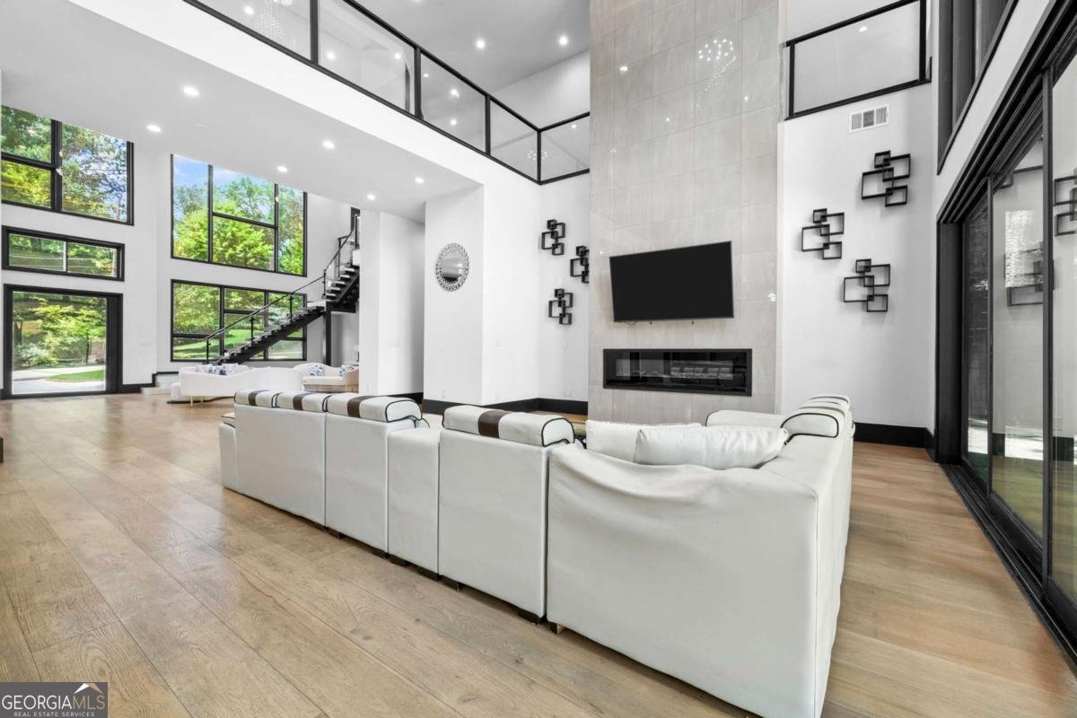 2401 Greenglade Road Atlanta - 13