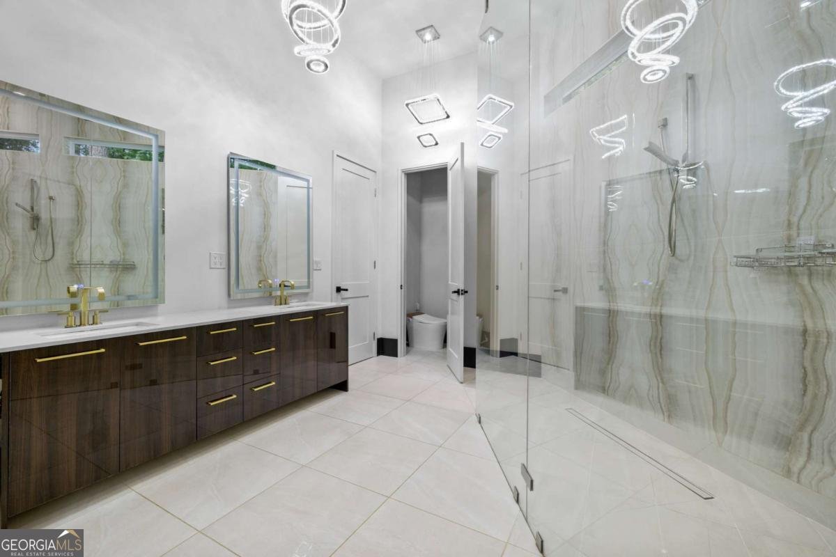 2401 Greenglade Road Atlanta - 37