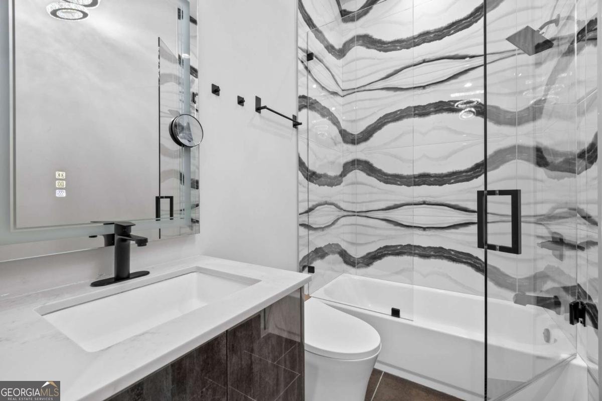 2401 Greenglade Road Atlanta - 41