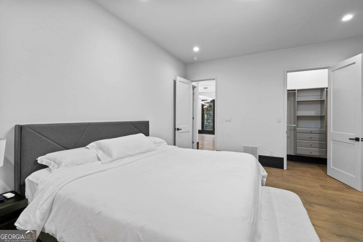 2401 Greenglade Road Atlanta - 47