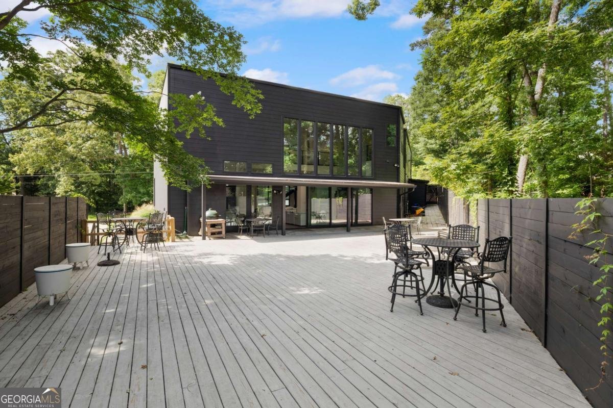 2401 Greenglade Road Atlanta - 52