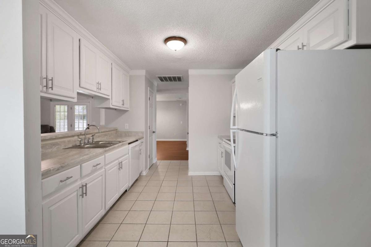 1112 Montclair Drive Hinesville - 18
