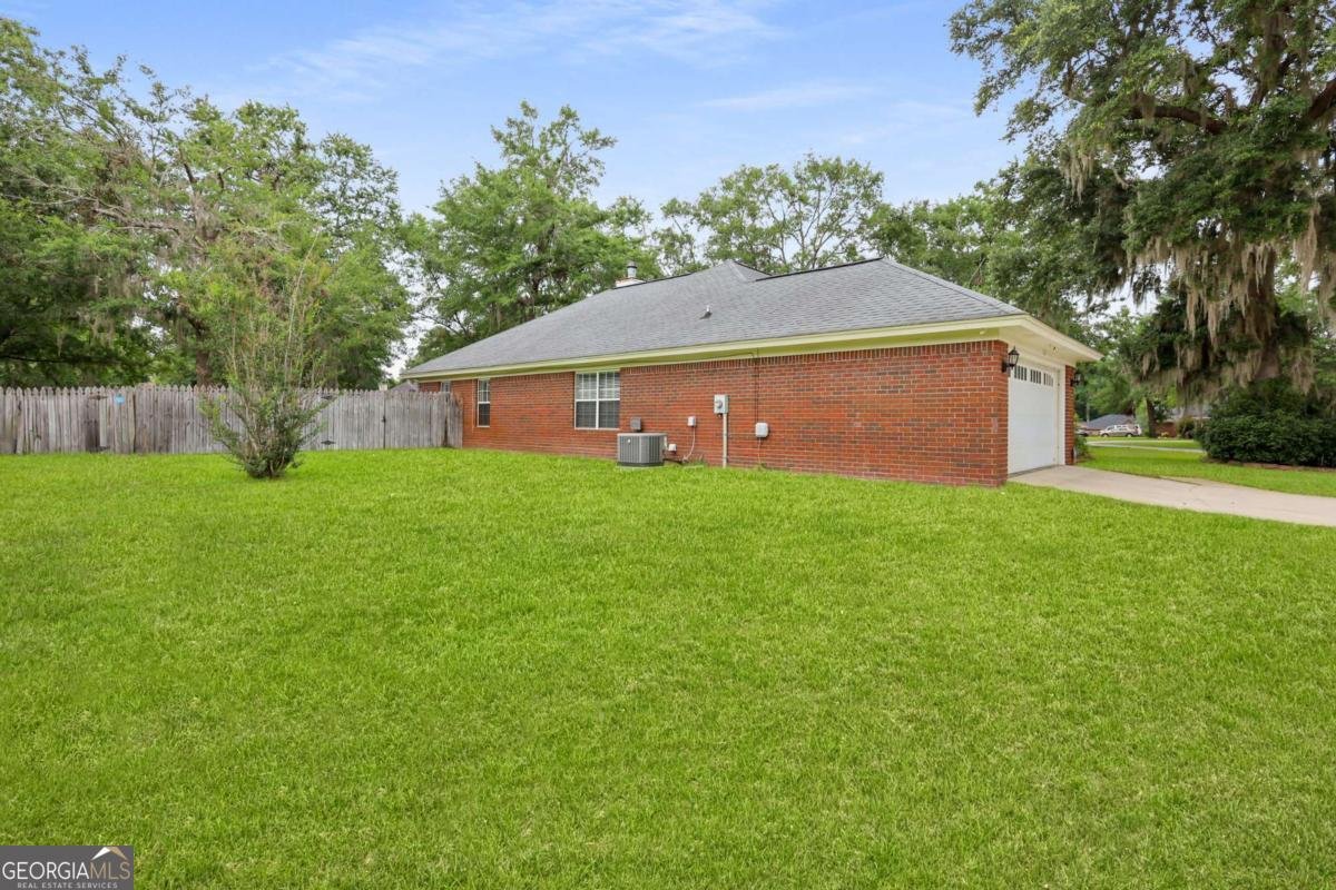 1112 Montclair Drive Hinesville - 2