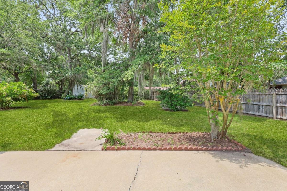 1112 Montclair Drive Hinesville - 35