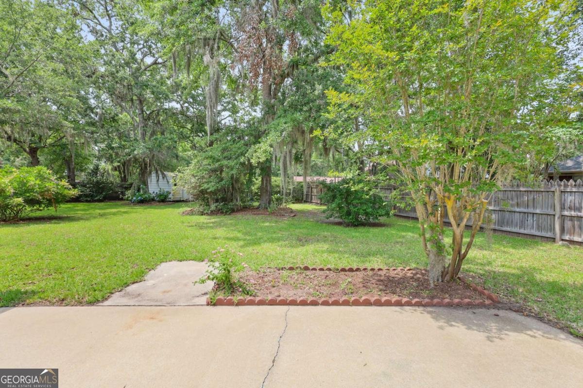1112 Montclair Drive Hinesville - 36
