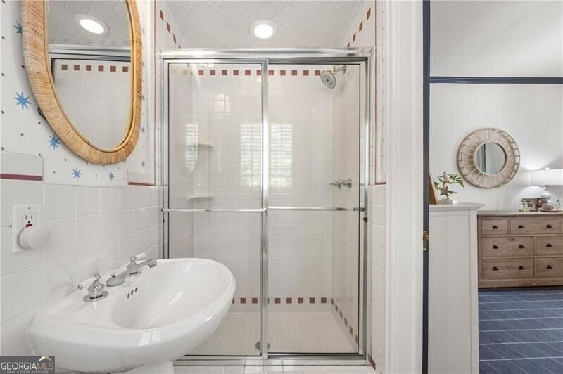 3556 Kingsboro Road Atlanta - 21