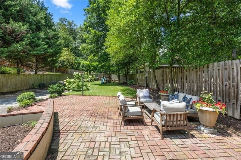 3556 Kingsboro Road Atlanta - 24