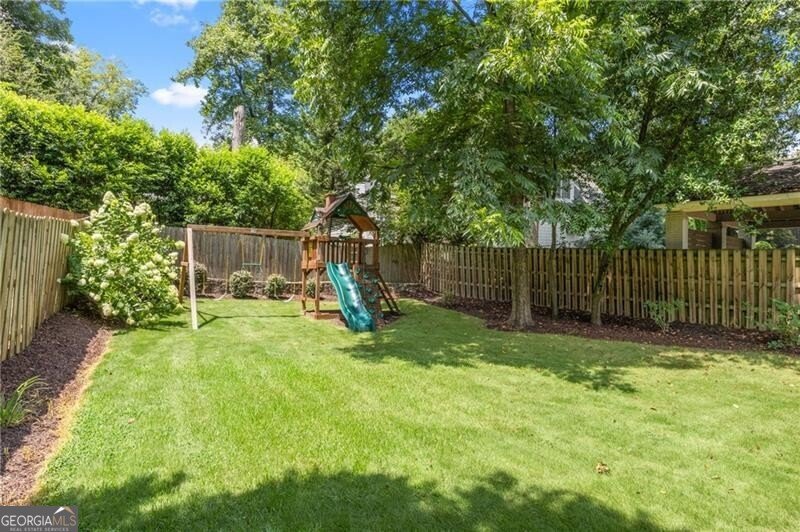 3556 Kingsboro Road Atlanta - 26