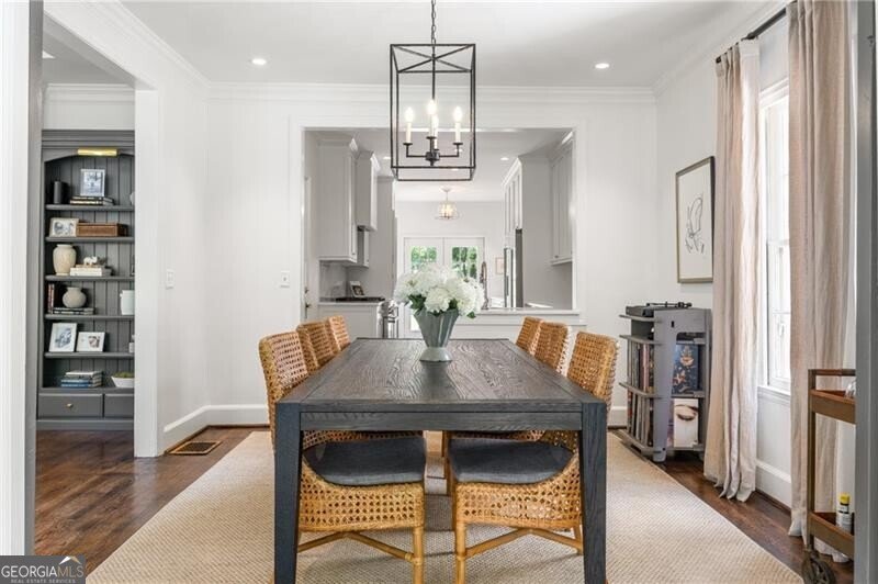 3556 Kingsboro Road Atlanta - 3