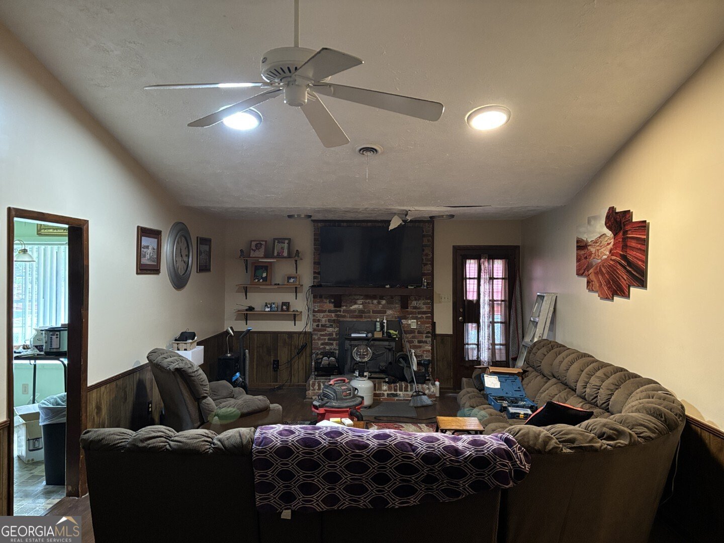 408 Lilac Lane Thomson - 1