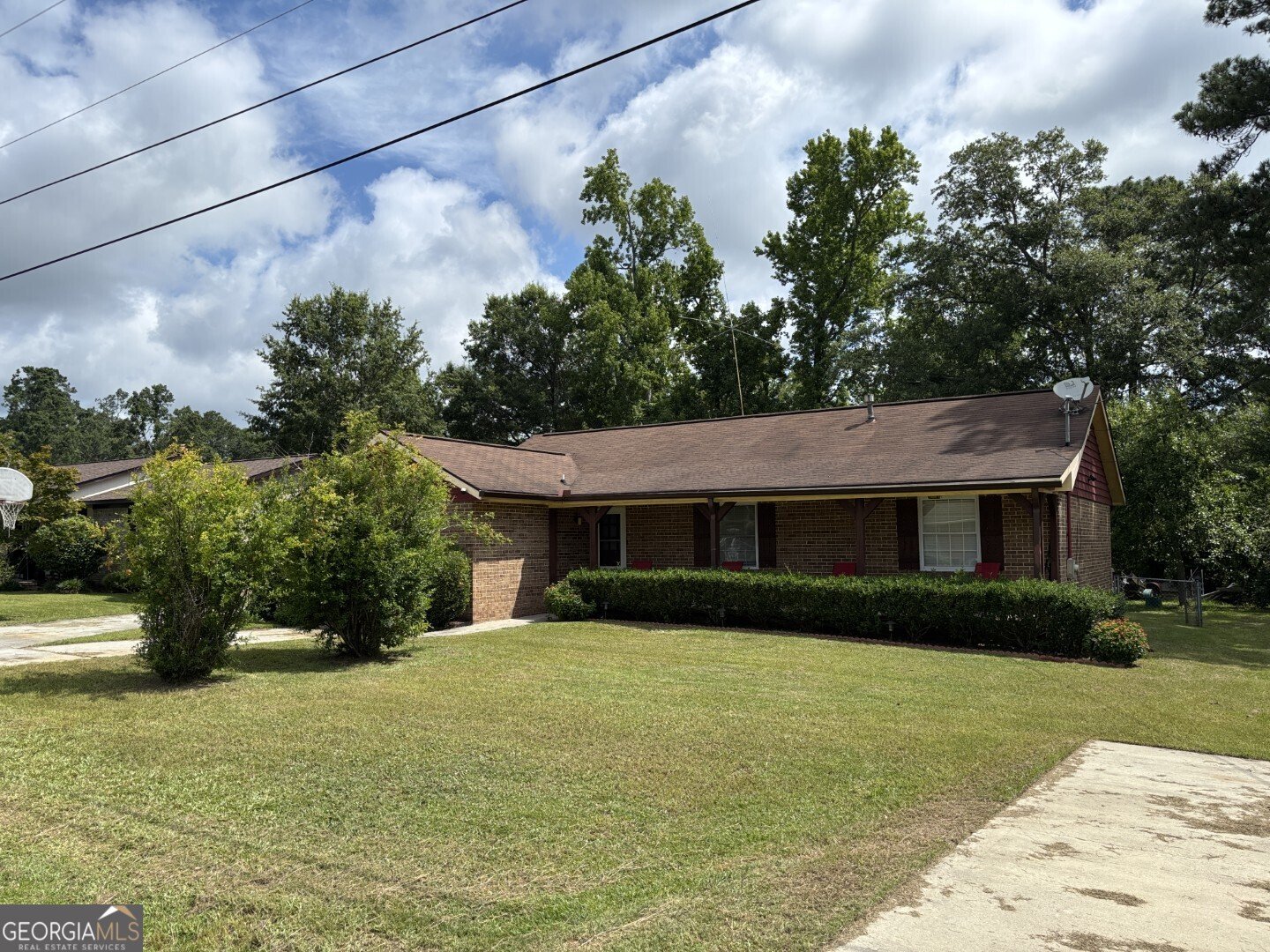 408 Lilac Lane Thomson - 5