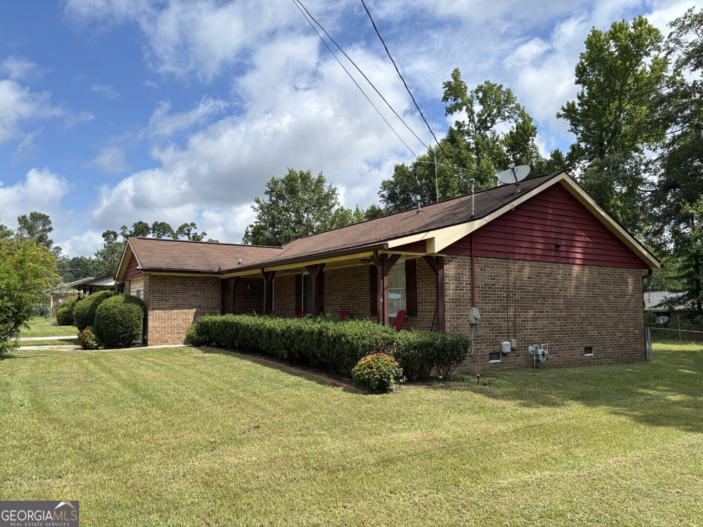 408 Lilac Lane Thomson - 6