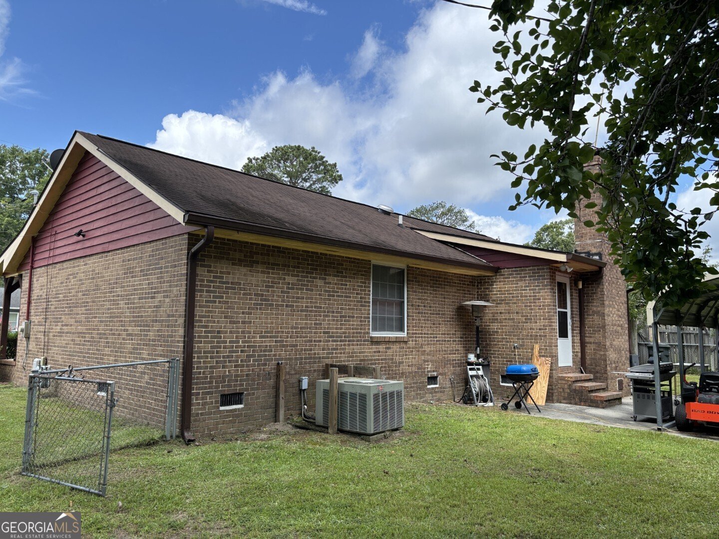408 Lilac Lane Thomson - 8