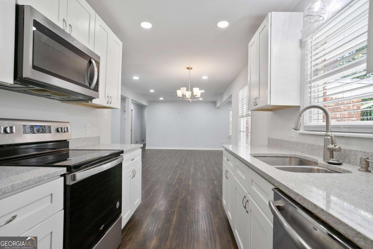 85 Valleybrook Drive Fairburn - 11