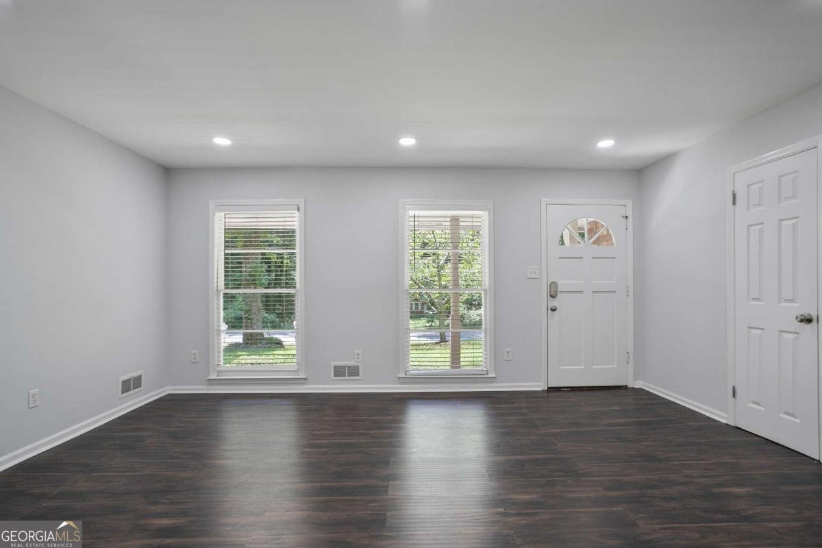 85 Valleybrook Drive Fairburn - 5