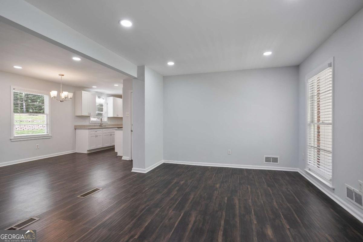 85 Valleybrook Drive Fairburn - 6