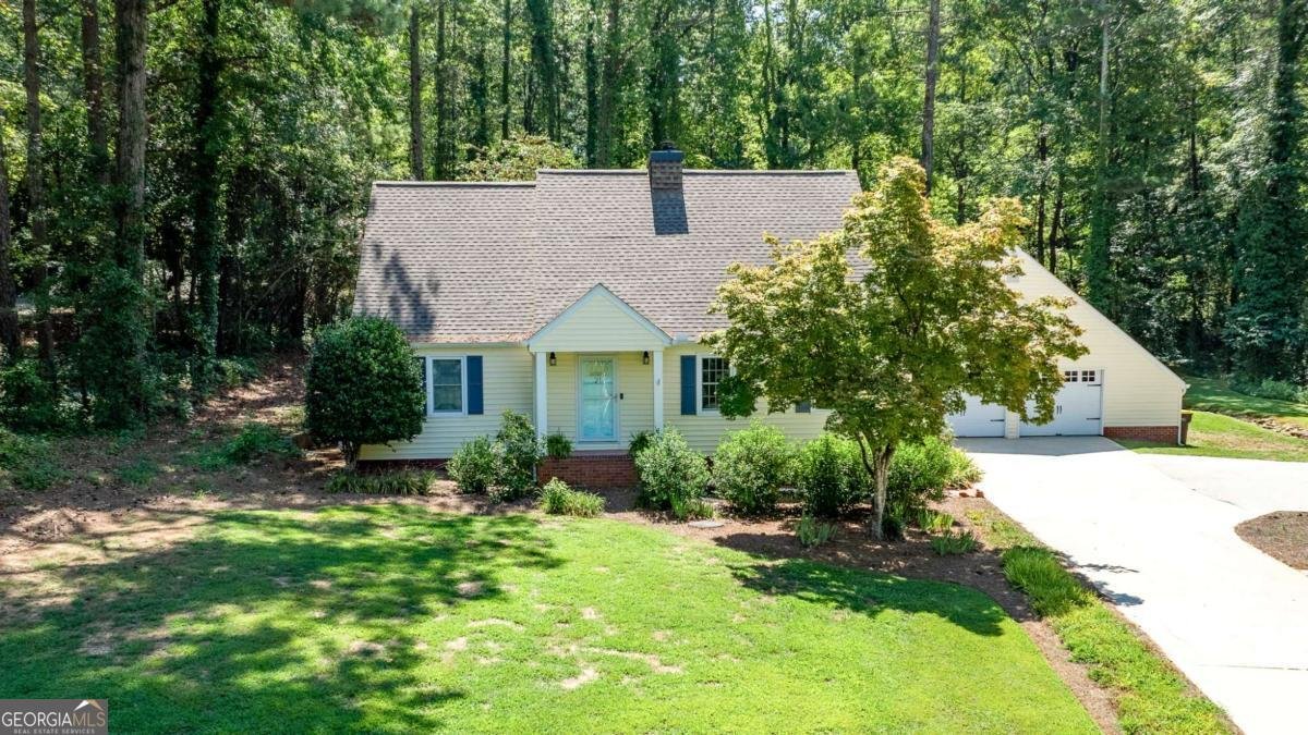 21 Hawthorne Drive Newnan - 1