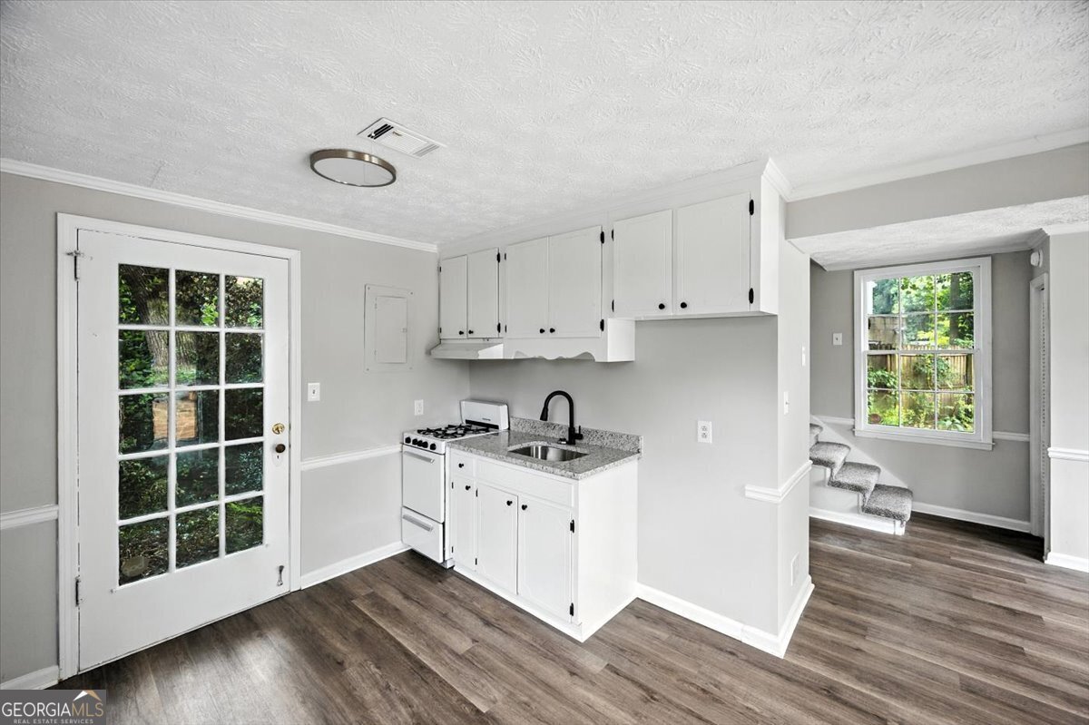 171 Pio Nono Avenue Macon - 40