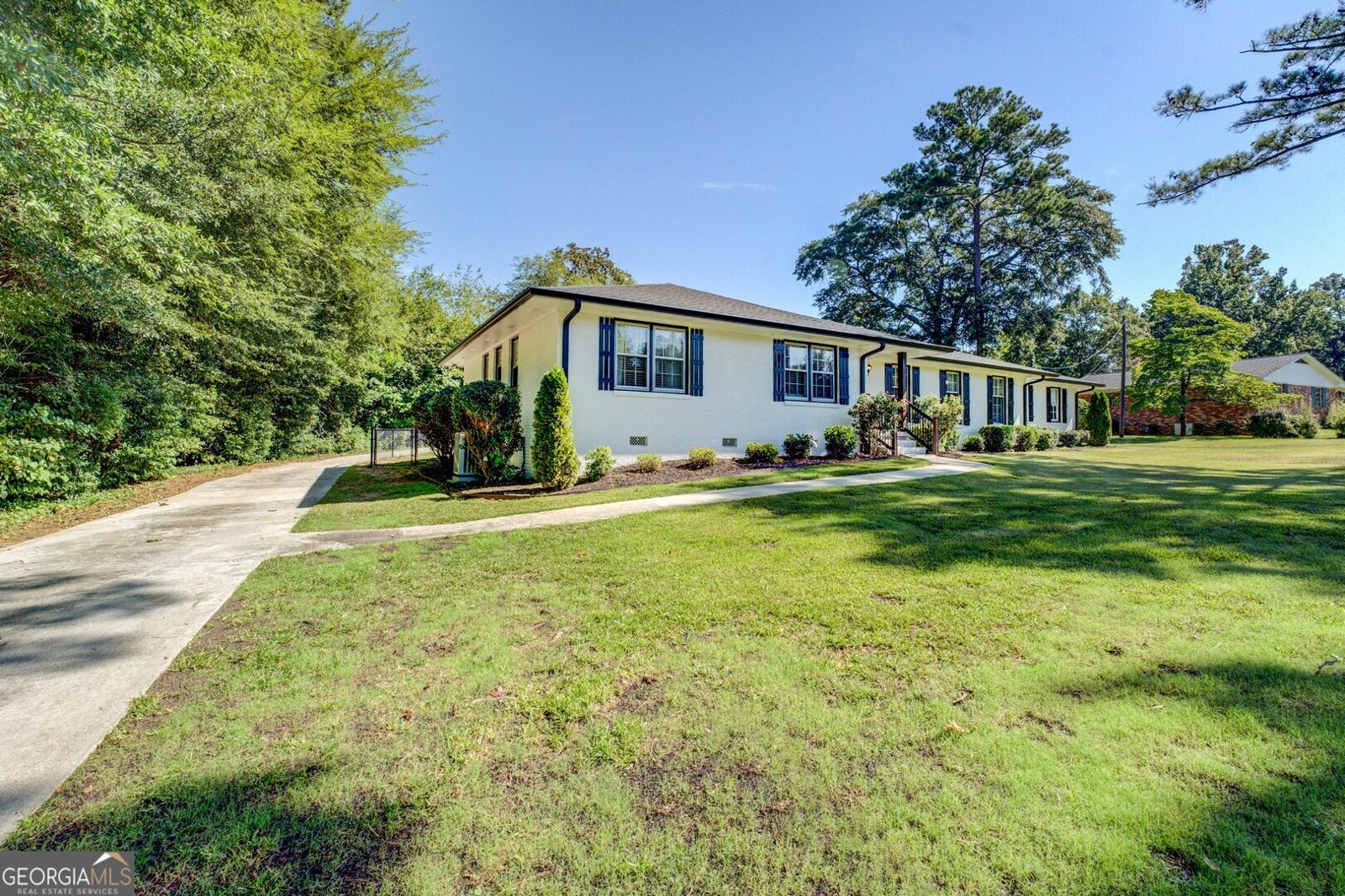 6129 Linwood Drive Covington - 28