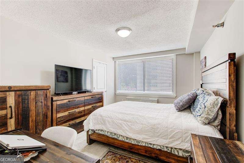 2479 Peachtree Road Atlanta - 16