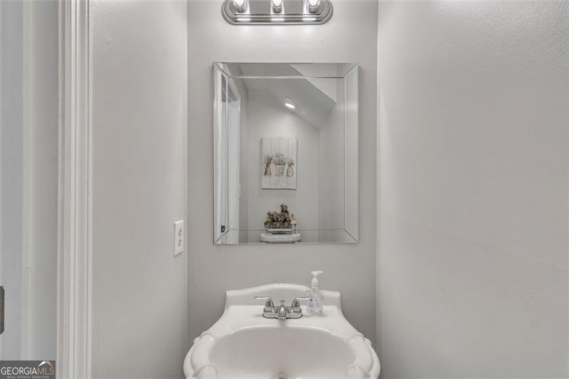 596 WATSON Cove Stone Mountain - 32