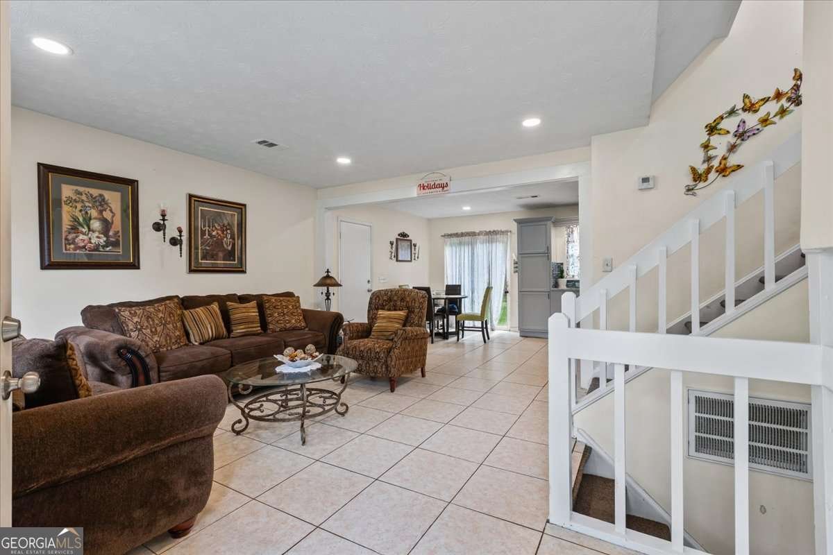 103 Forest Place Stockbridge - 3
