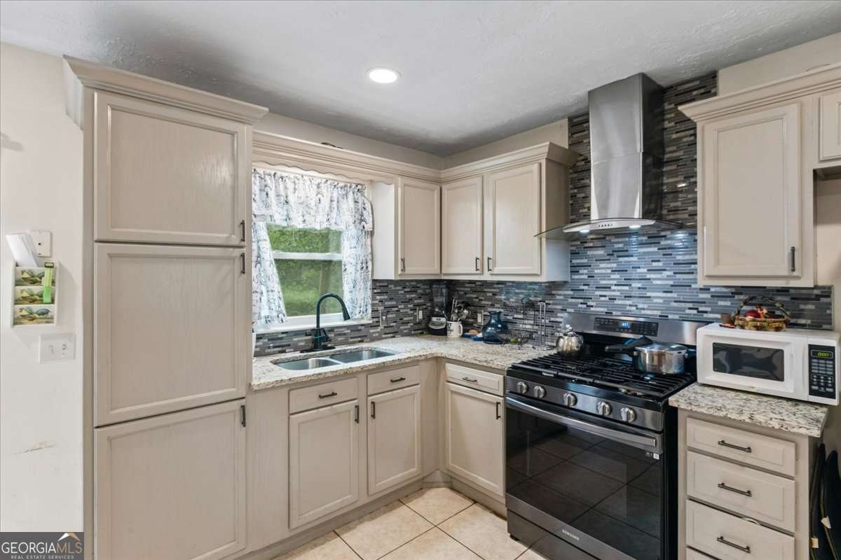 103 Forest Place Stockbridge - 6