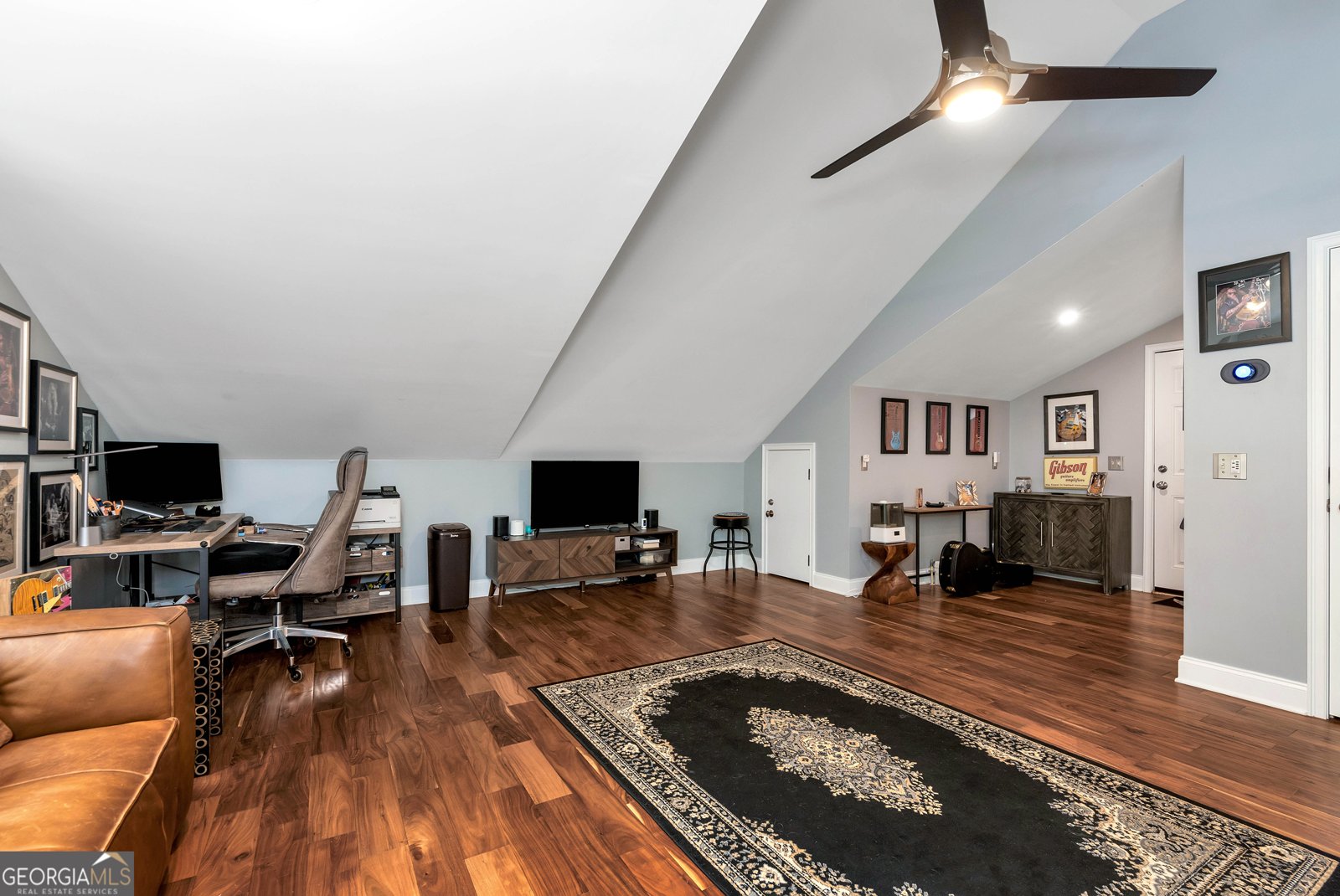 873 Laurel Ridge Road Cleveland - 52