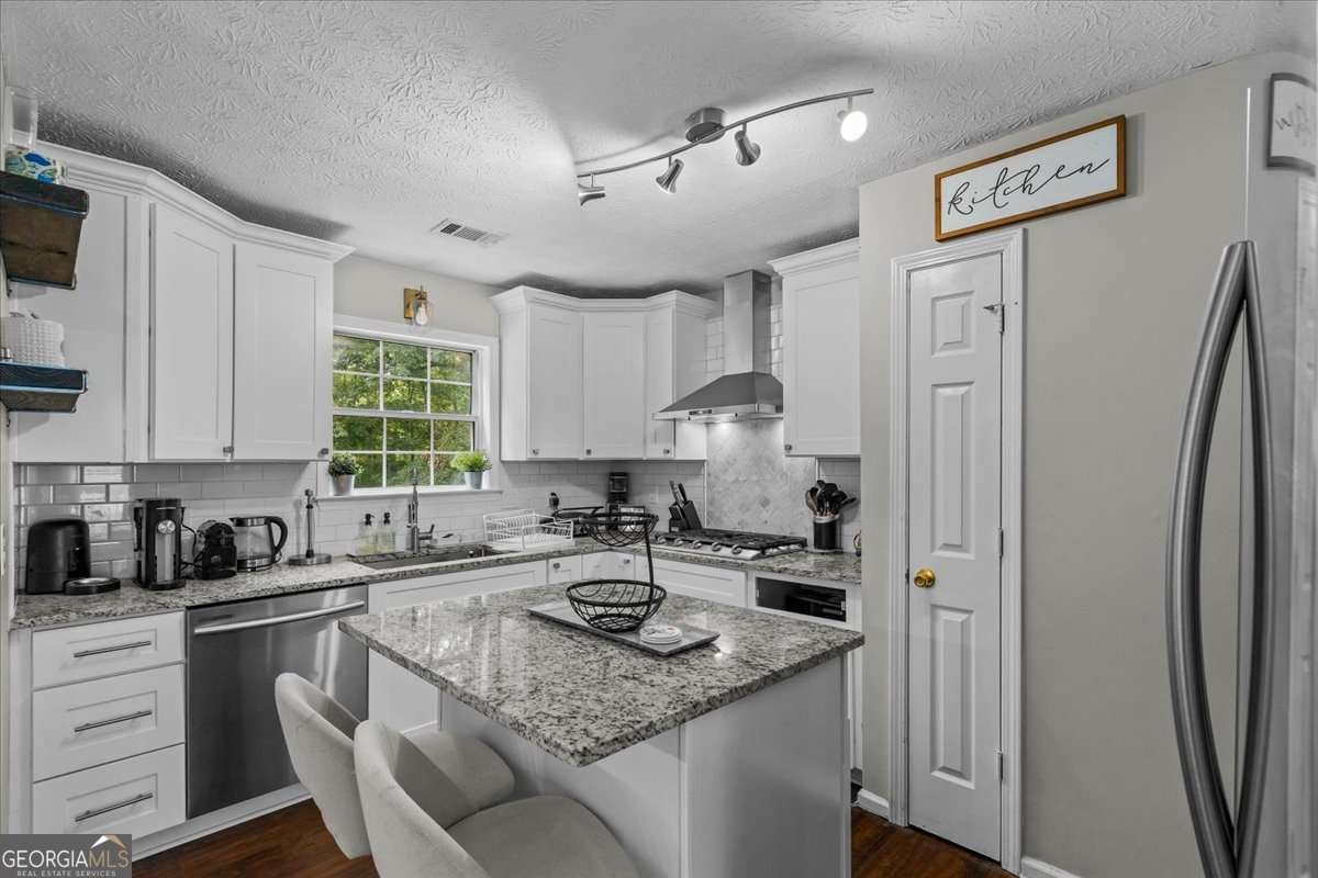 1565 Watercrest Circle Lawrenceville - 4