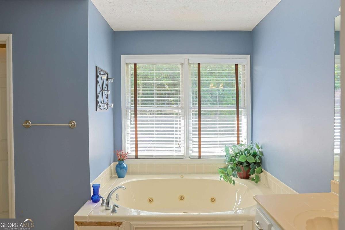 1102 Timber Glen Court Lilburn - 20