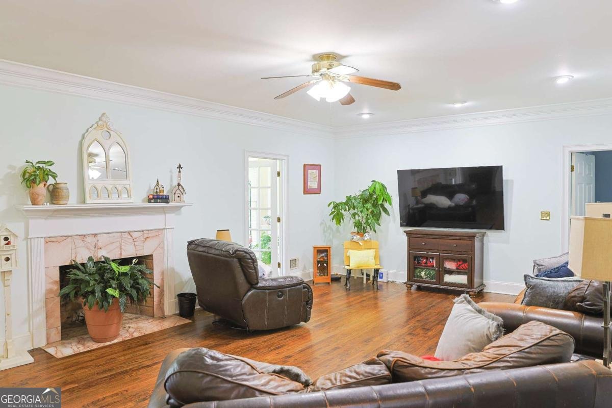 1102 Timber Glen Court Lilburn - 34