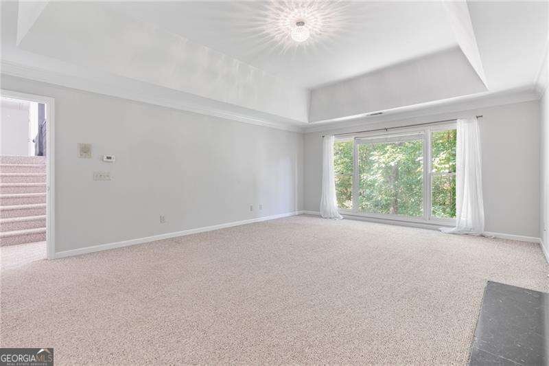 8240 Grogans Ferry Rd Atlanta - 21