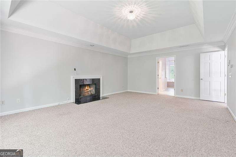 8240 Grogans Ferry Rd Atlanta - 23