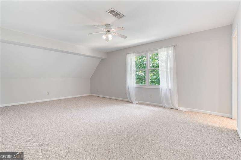 8240 Grogans Ferry Rd Atlanta - 29