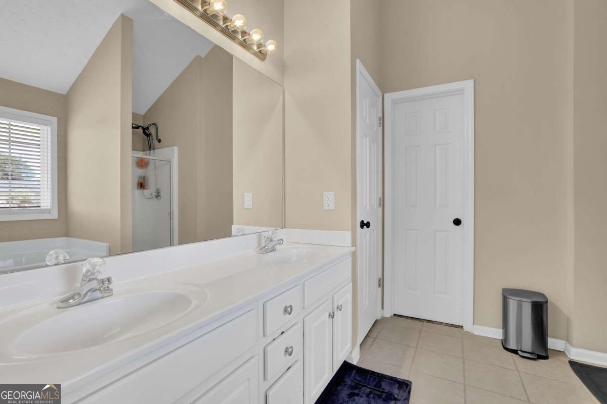 8815 Creekstone Place Gainesville - 29