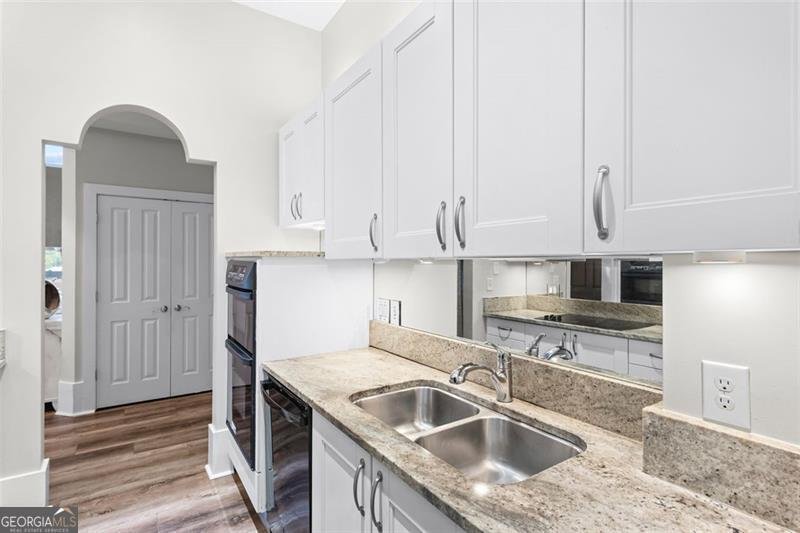 2881 Peachtree Road Atlanta - 2