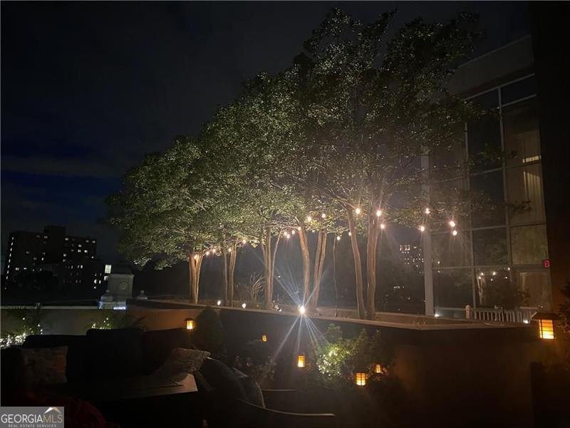 2881 Peachtree Road Atlanta - 23