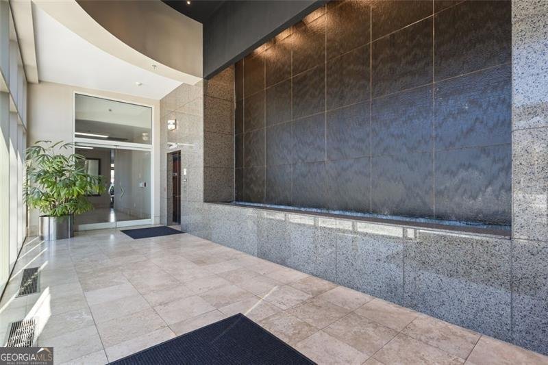 2881 Peachtree Road Atlanta - 43