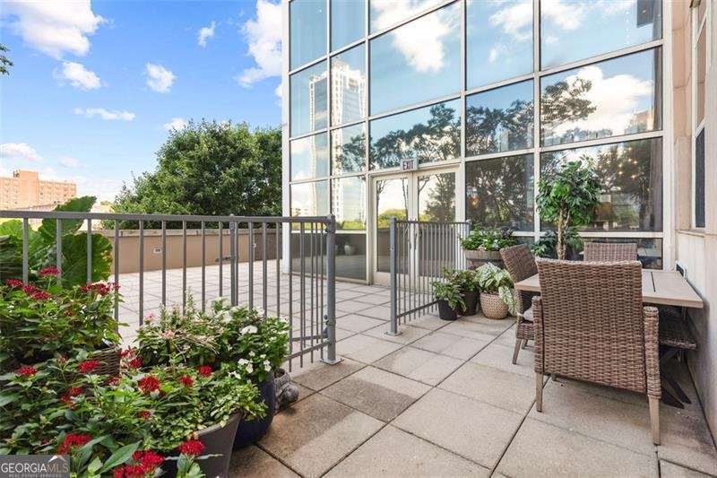 2881 Peachtree Road Atlanta - 46