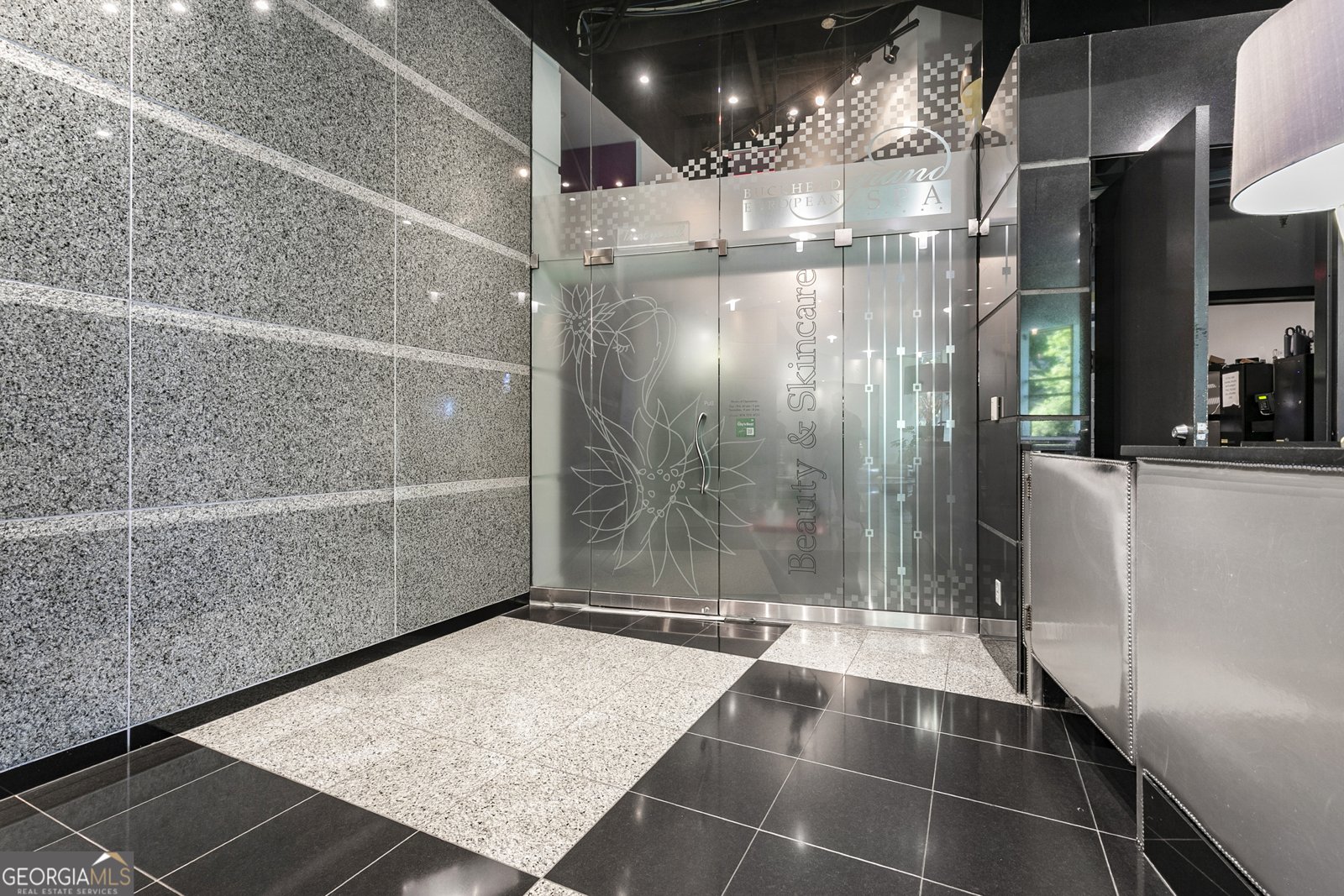 3338 Peachtree Road Atlanta - 54