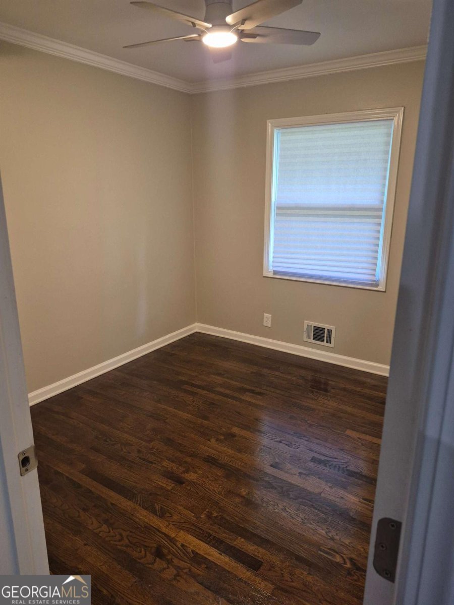 557 Mount Vista Road Stone Mountain - 3