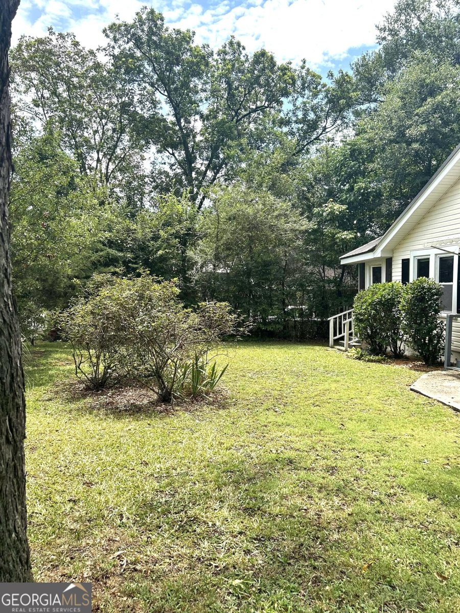 109 Baugh Street Commerce - 4