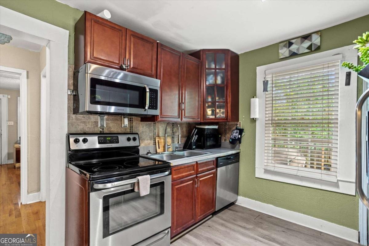 953 Garibaldi Street Atlanta - 12