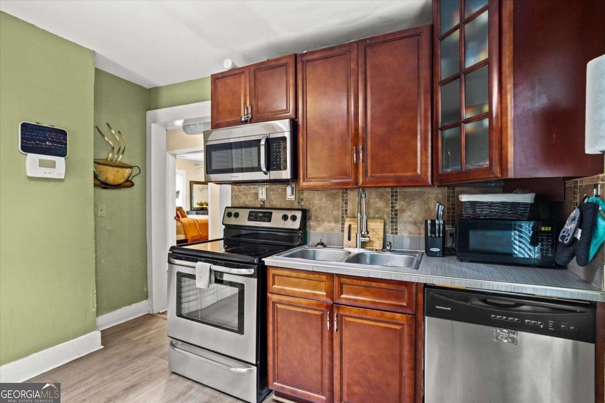 953 Garibaldi Street Atlanta - 13